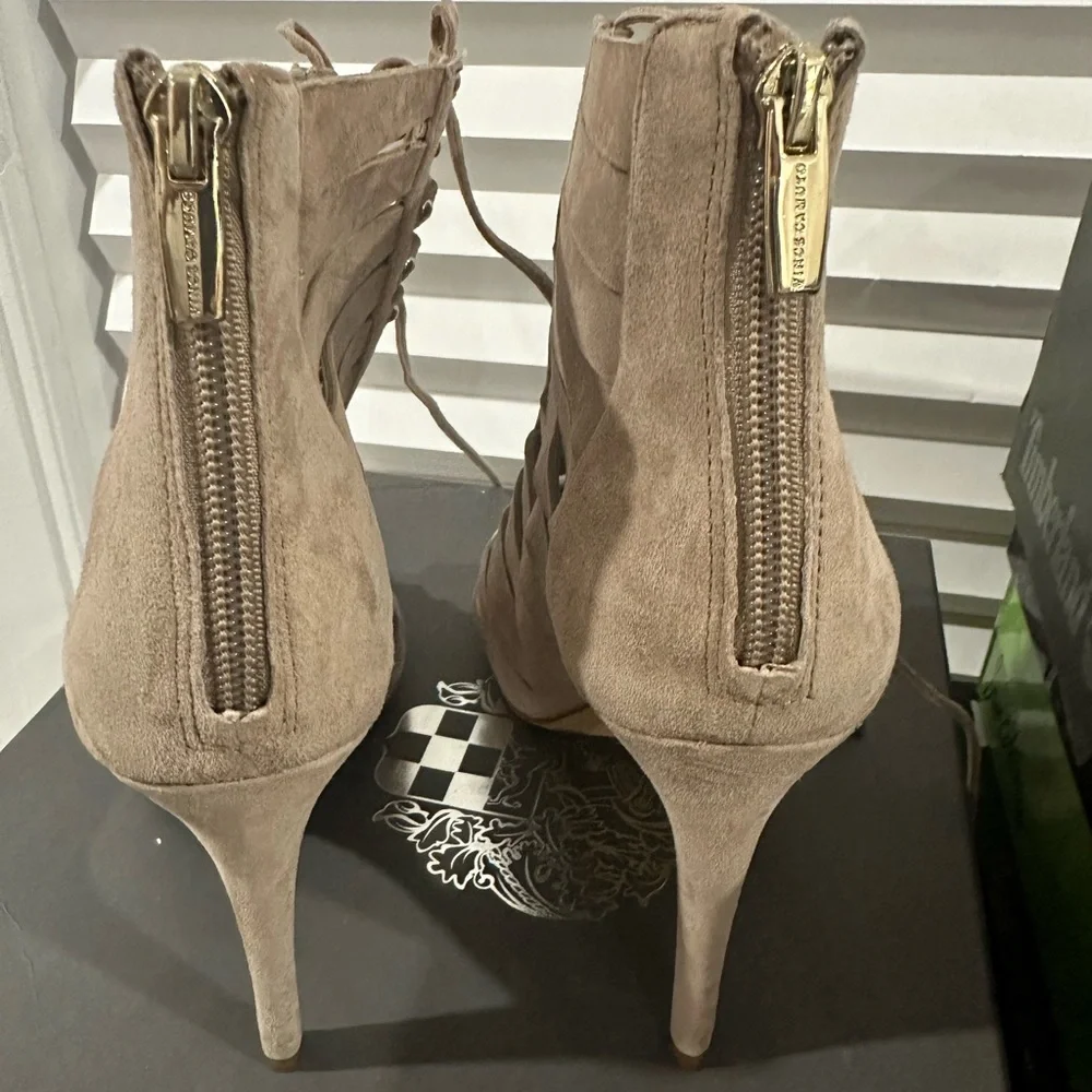 Vince Camuto Fiona Suede Sandal - Picture 5 of 5